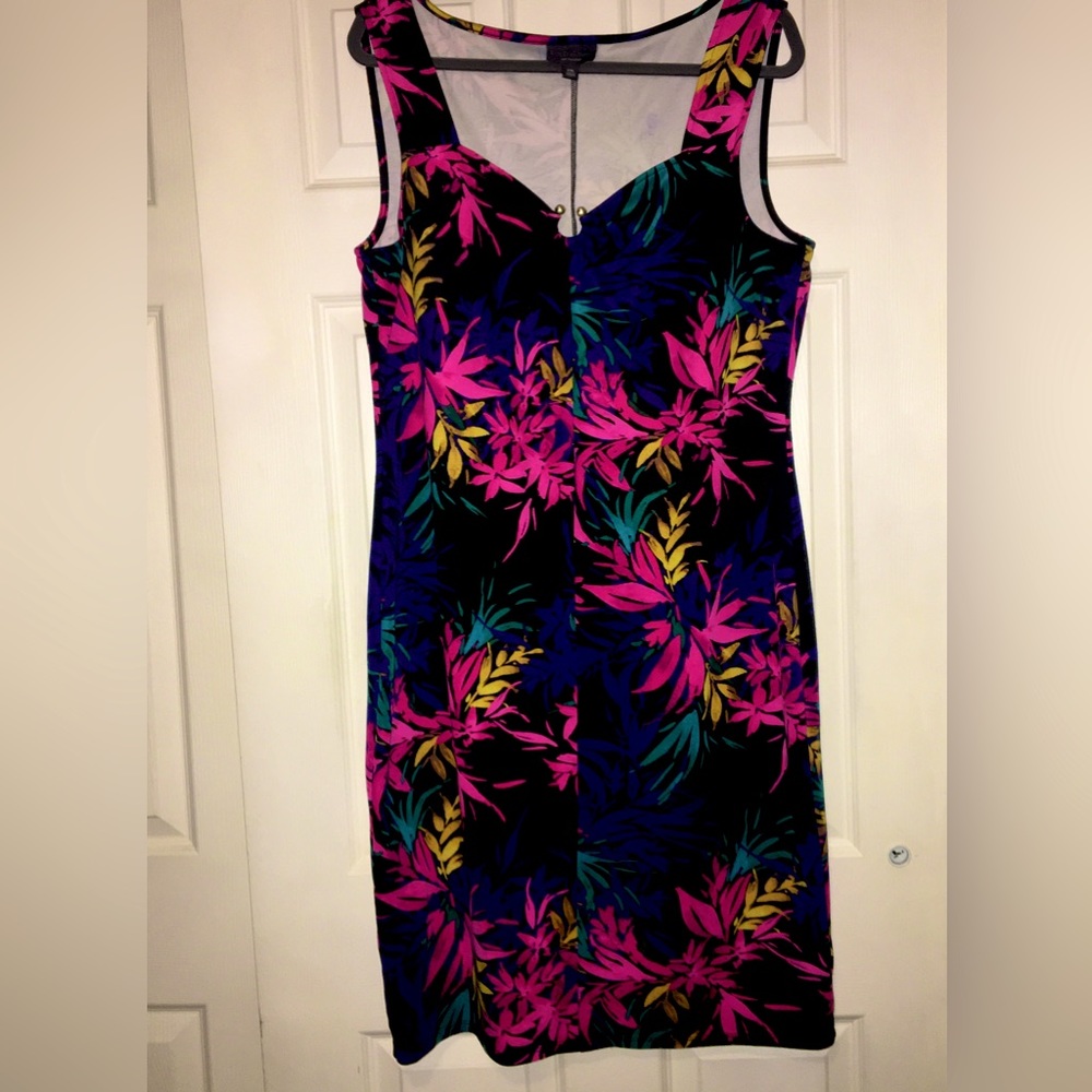 Bold Element brand, plus size party/club dress. Tropical print.
